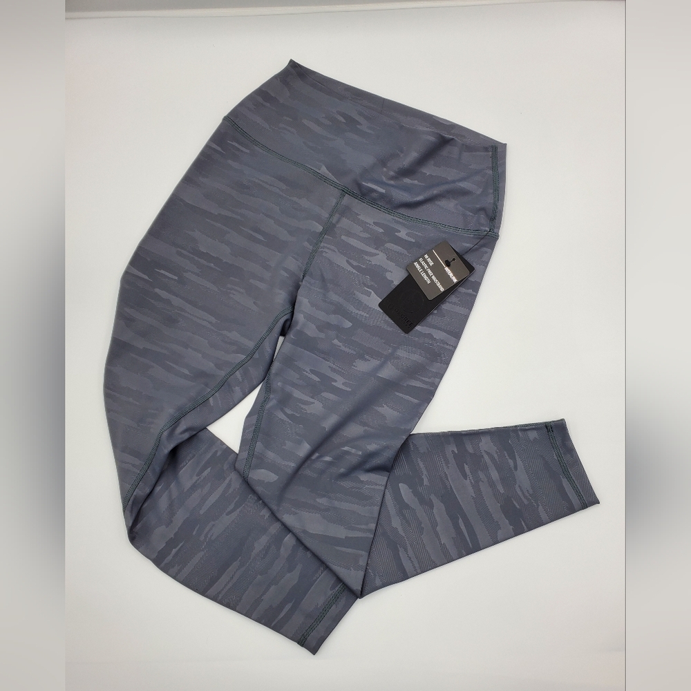 90 Degree by Reflex Gray Camo Leggings